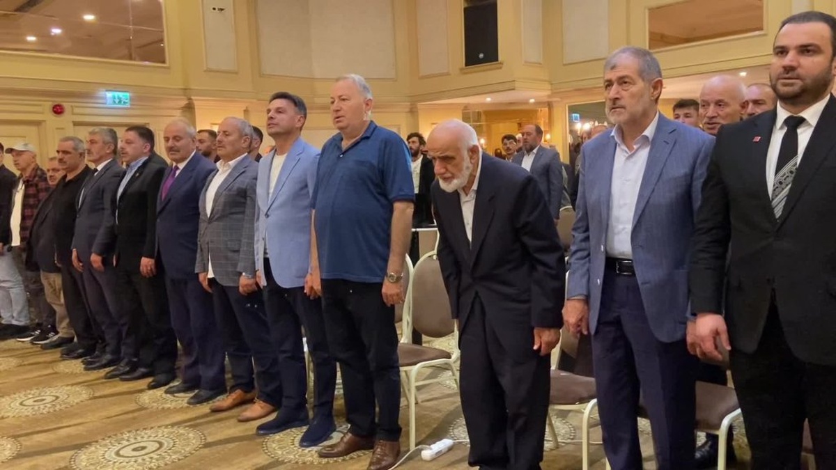 Maçka'da Saadet Partisi kongresi: Sefa Aydın yeni ilçe başkanı seçildi