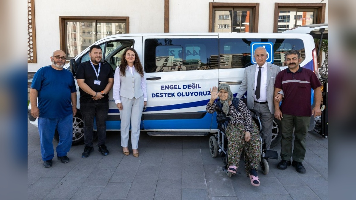 Yunusemre Belediyesi, engellilere medikal malzeme desteği sağladı