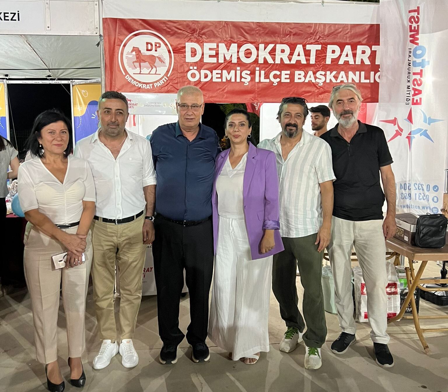 90deb977-5bc0-4b5b-b464-3a3853edfa00.jpg