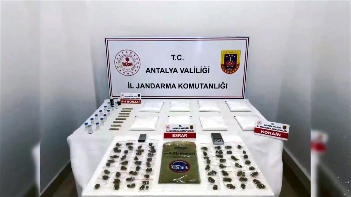 Antalya'da 'Narkokapan-Antalya' operasyonu: 104 tutuklama