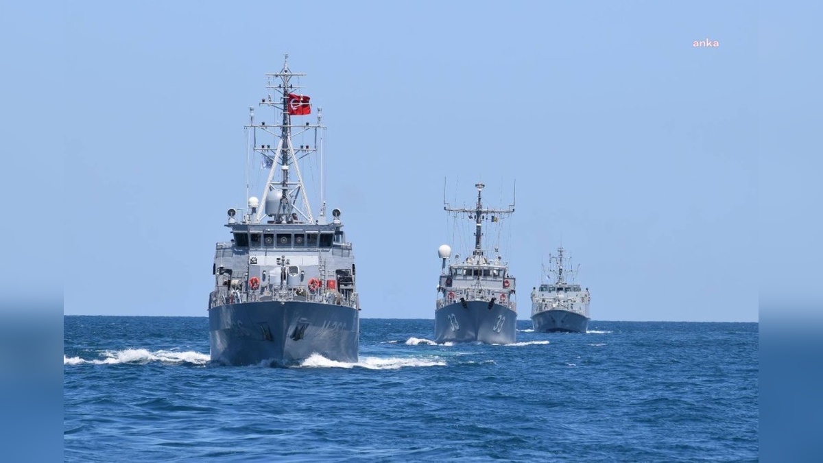 Türk Deniz Kuvvetleri, GKRY'nin Akdeniz'deki ihlal girişimini önledi