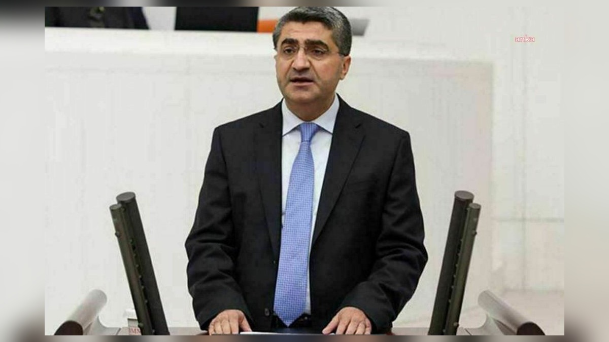 Ekmen: 'Terörsüz Türkiye' komisyonu üye dağılımı dengeli