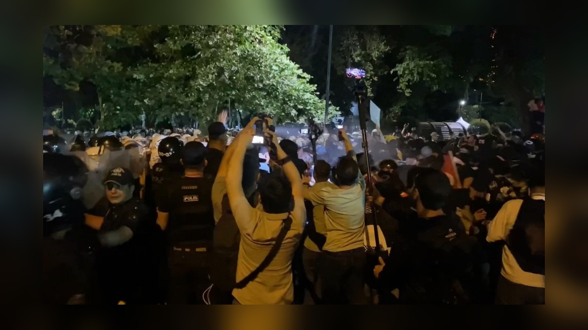 Saraçhane mitinginde taşkınlık: Çok sayıda gözaltı