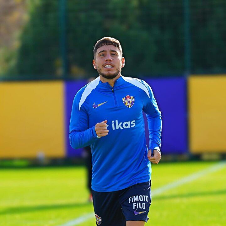 emre-mor-5.jpg