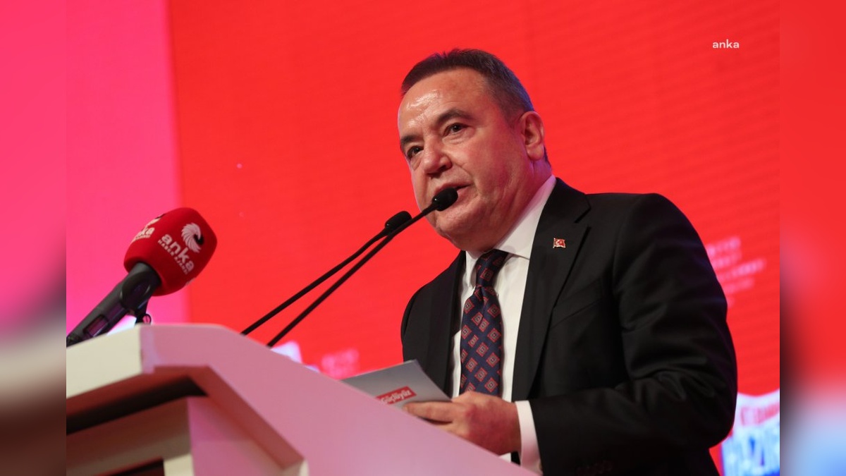 Böcek'ten Antalya'ya mesaj: 'Tutsak edildikçe çoğalacağız'