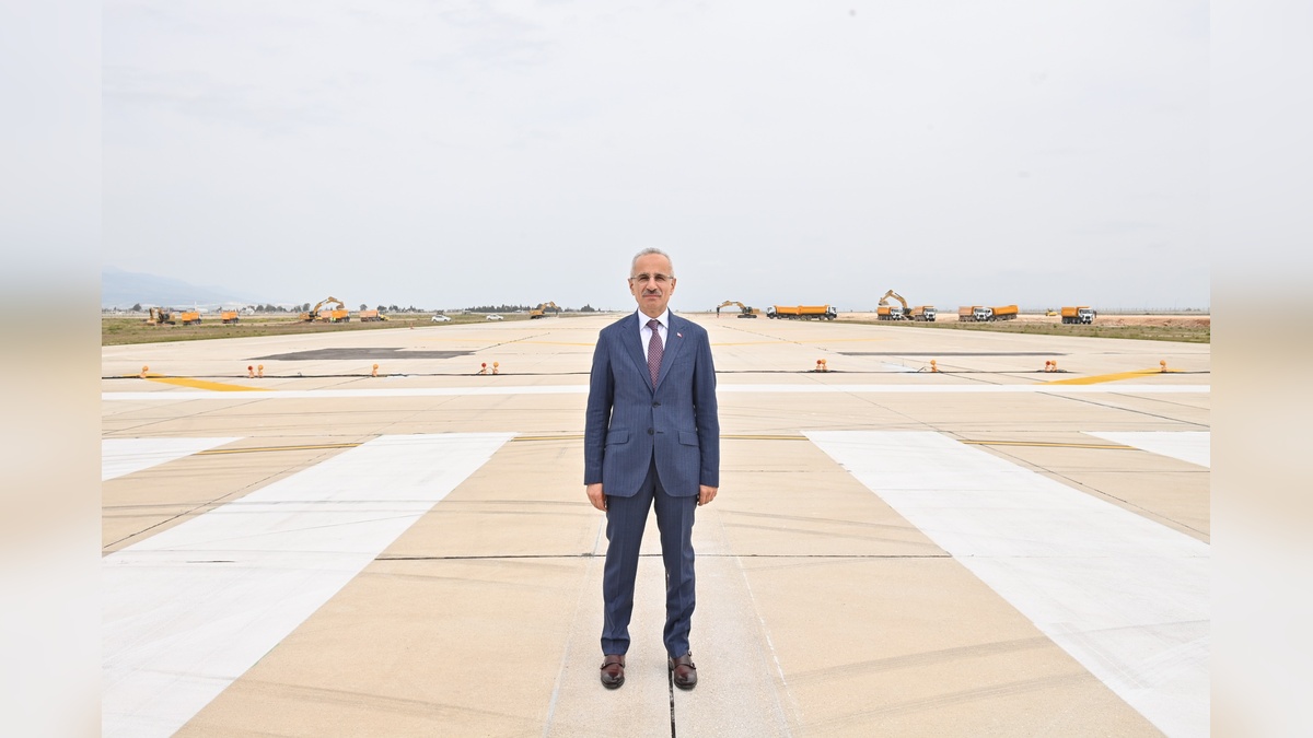 Uraloğlu: Hatay Havalimanı'nda 1'inci etap tamamlanıyor