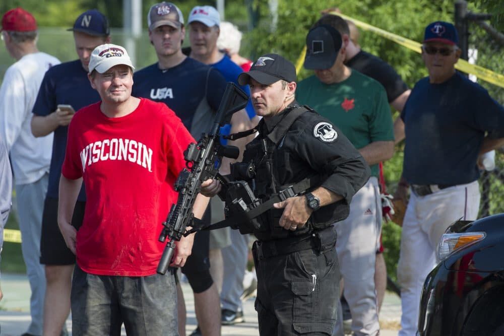 Steve Scalise'nin vurulduğu yerdeki bir polis memuru