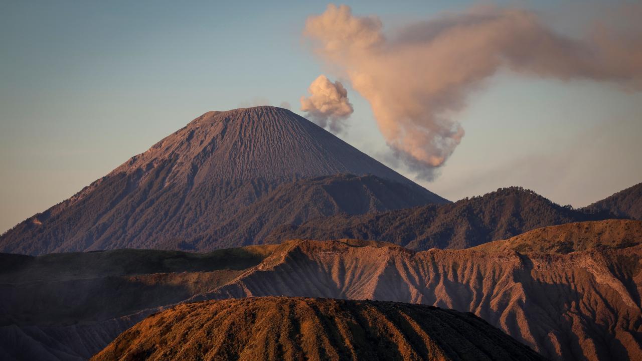 semeru-reu-2386466.jpg