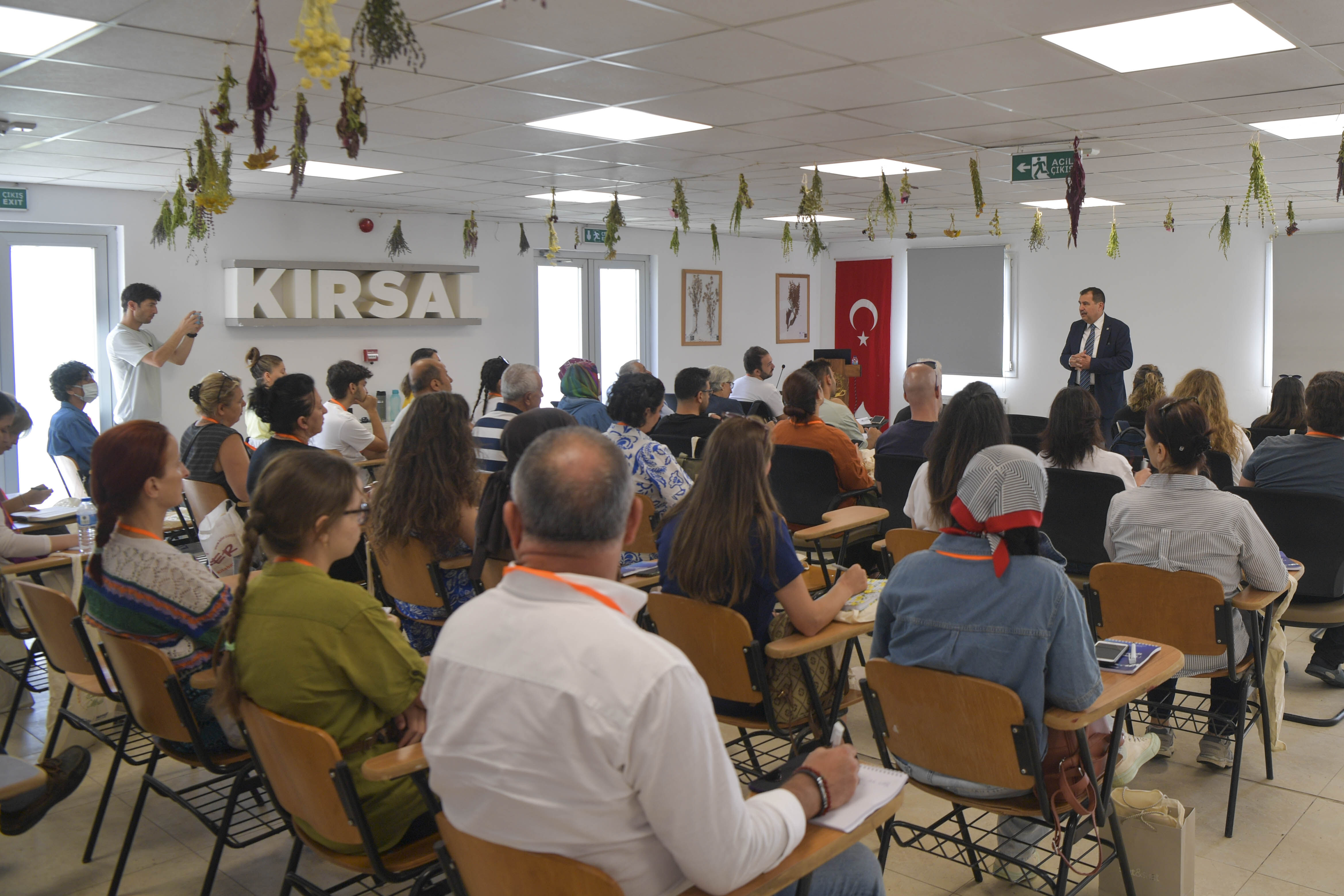 4Aa1E774A809D8C1B3Ceeb3Cc6Da63Ba