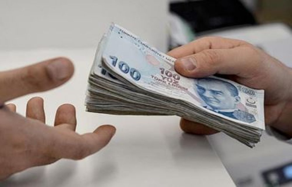 AKP'den asgari ücrete ara zam açıklaması