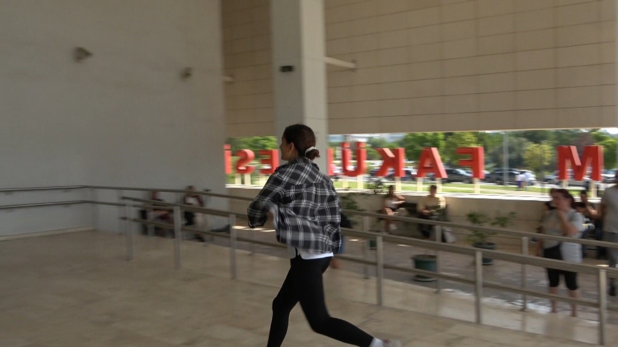 KPSS yine maratonu aratmadı, son dakikaya kalanlar saniyelerle yarıştı