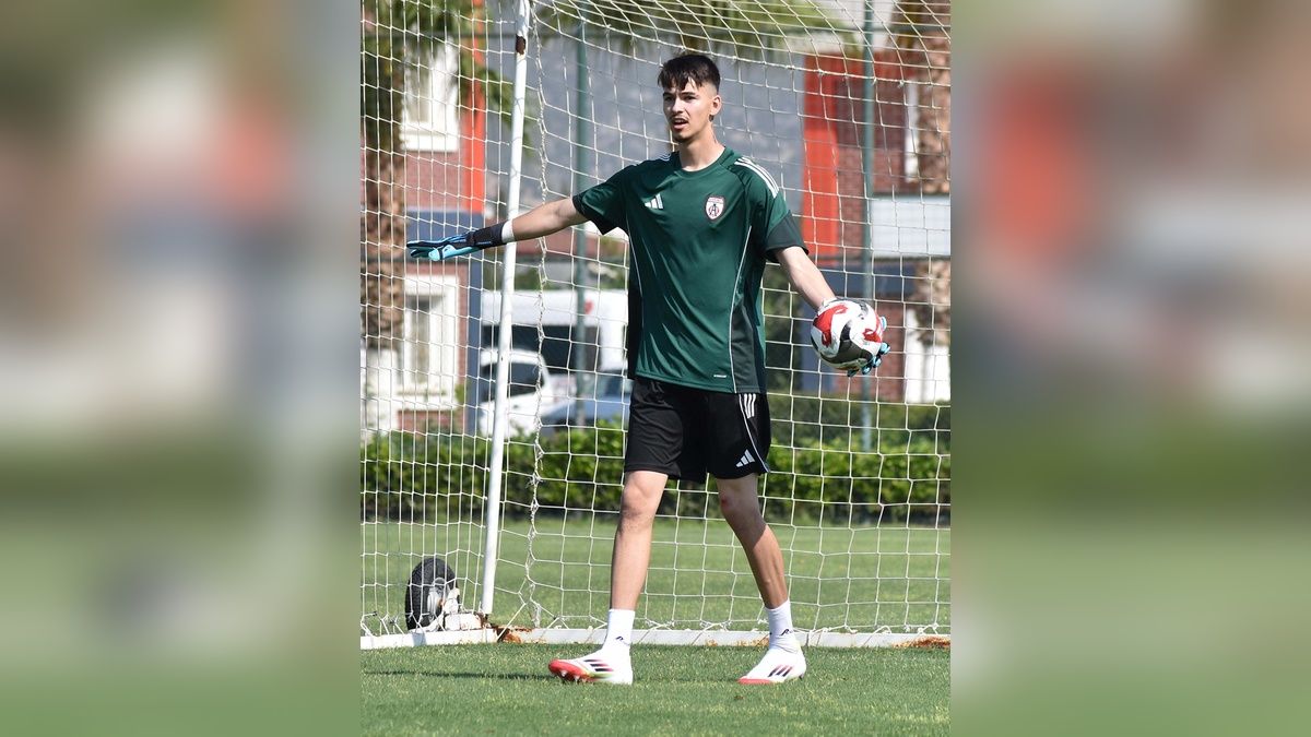 Altınordu'da Arif Şimşir yeni kaleci