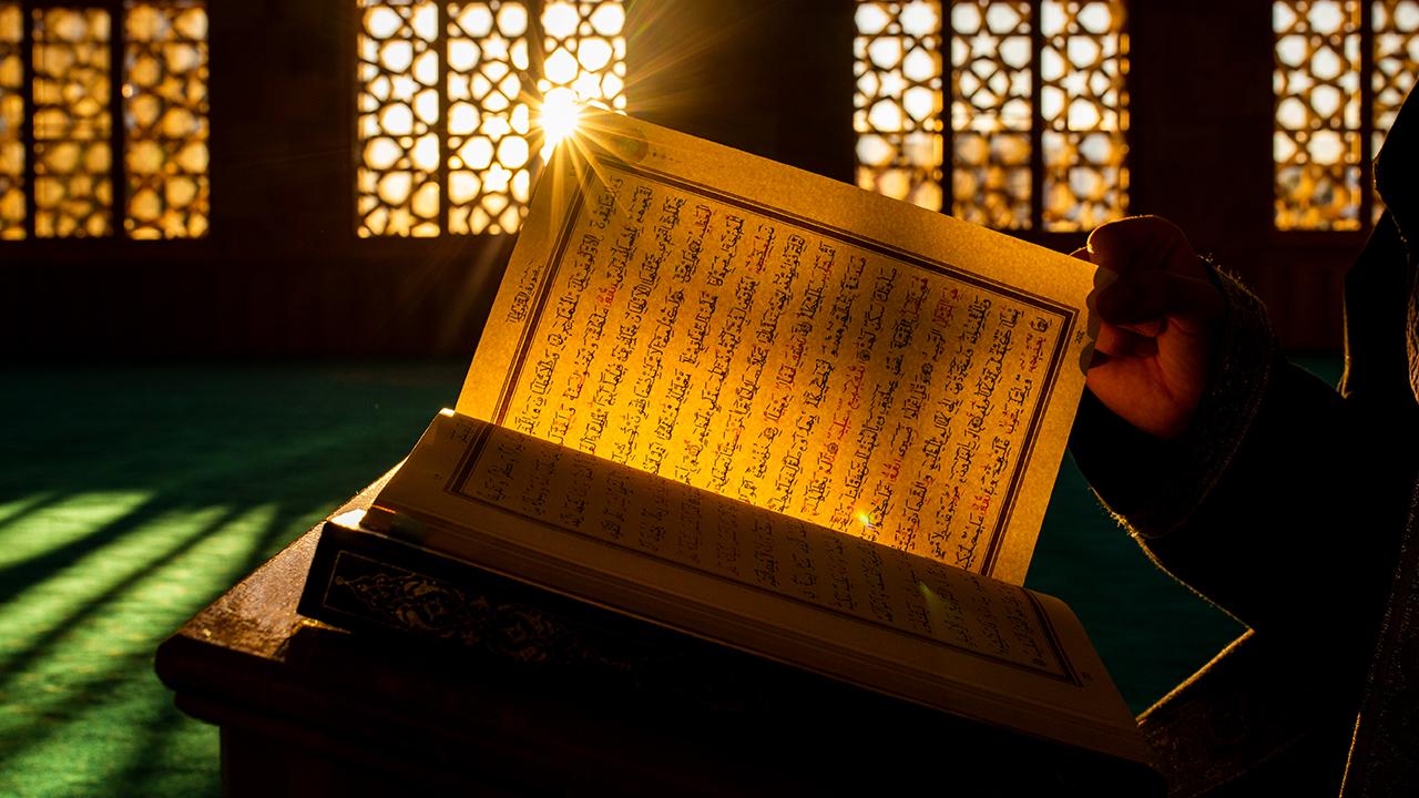 kuranmuslumanislam-1475872.jpg