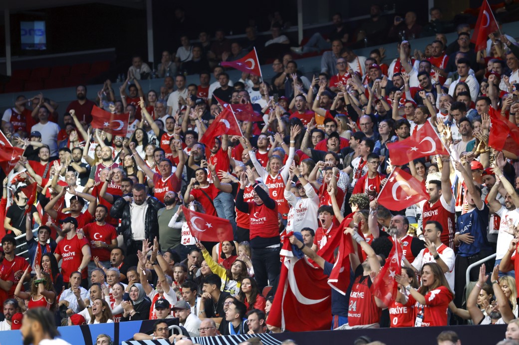 A Milli Erkek Basketbol Takımı finalde