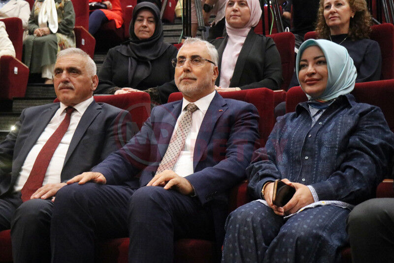 Bakan Vedat Isikhan3