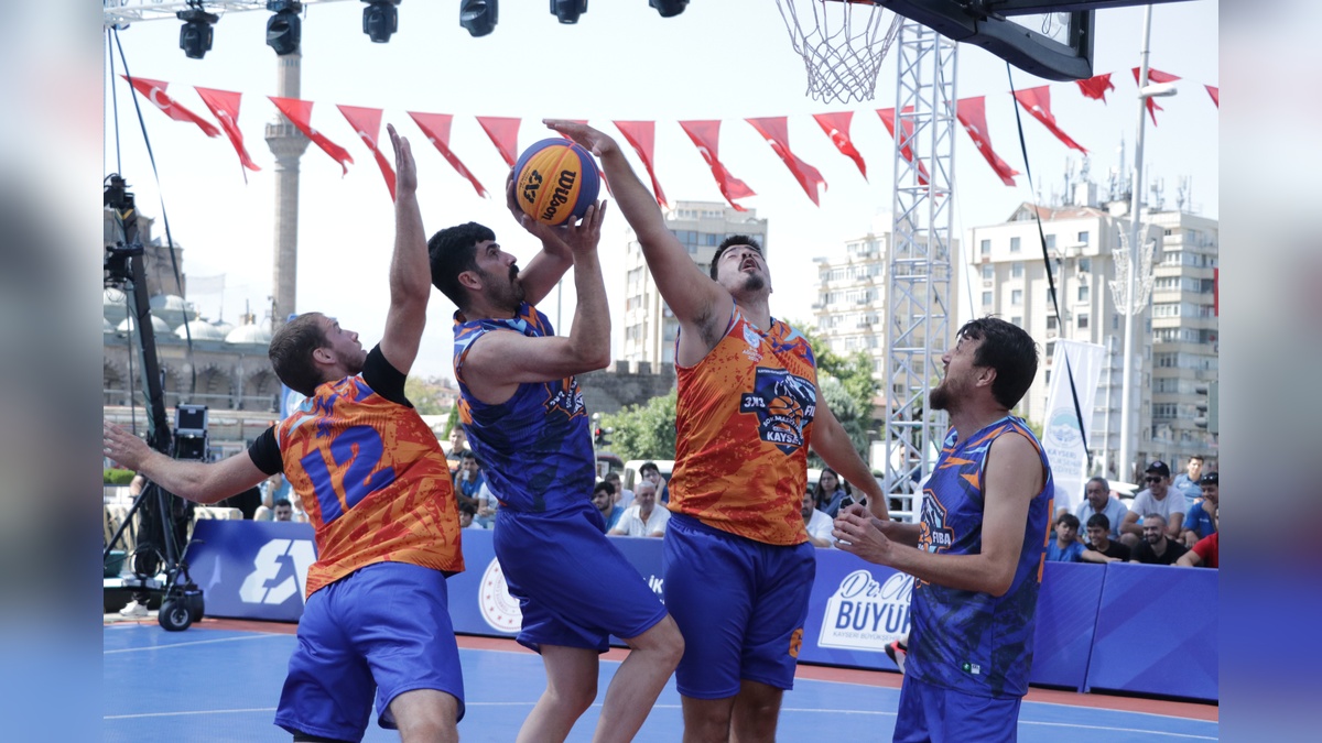 Kayseri'de FIBA onaylı 3x3 basketbol turnuvası başladı