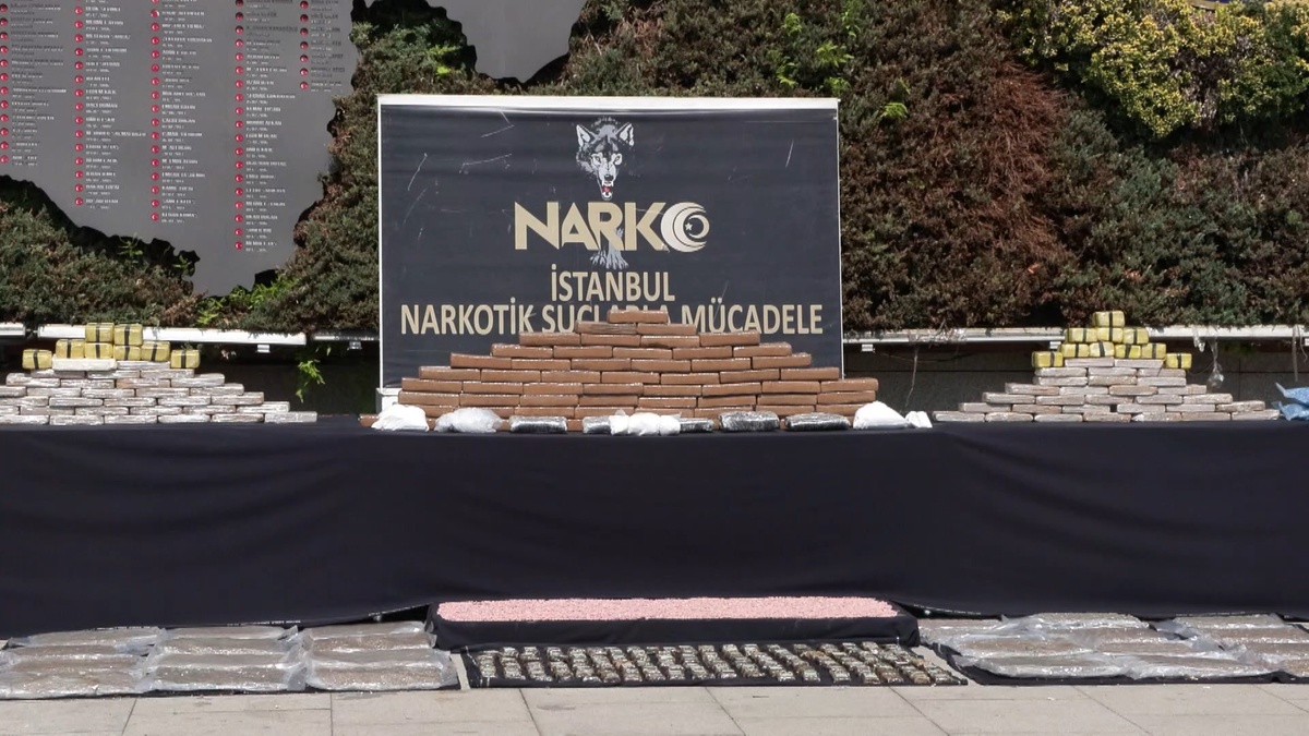 İstanbul'da büyük uyuşturucu operasyonu: 336 kilo 760 gram uyuşturucu ele geçirildi