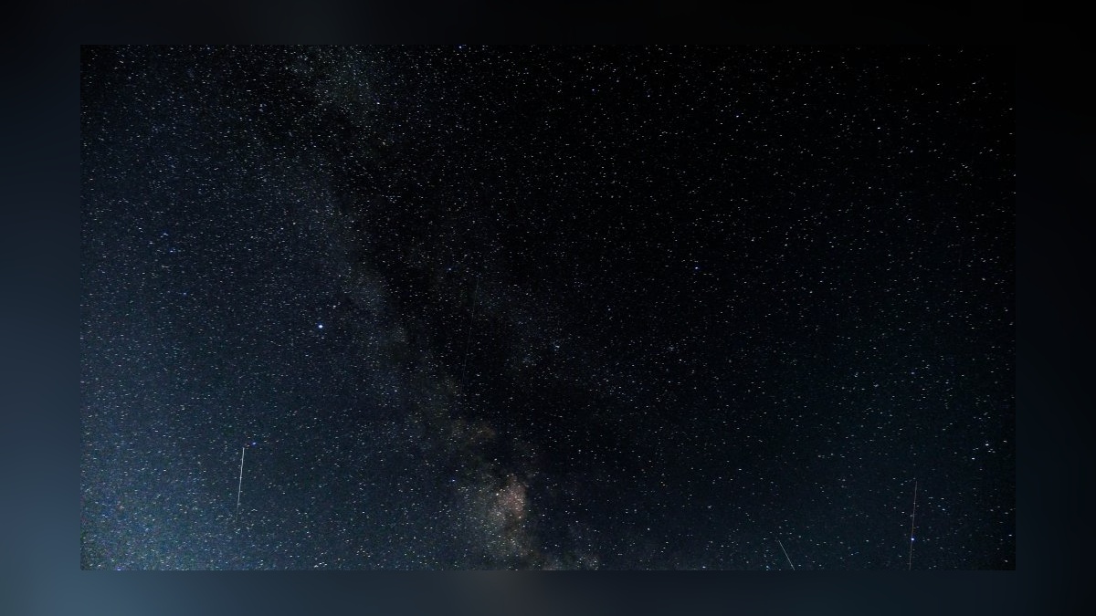 Konya'da Perseid meteor yağmuru: Gökyüzü yıldız kaymalarıyla aydınlandı