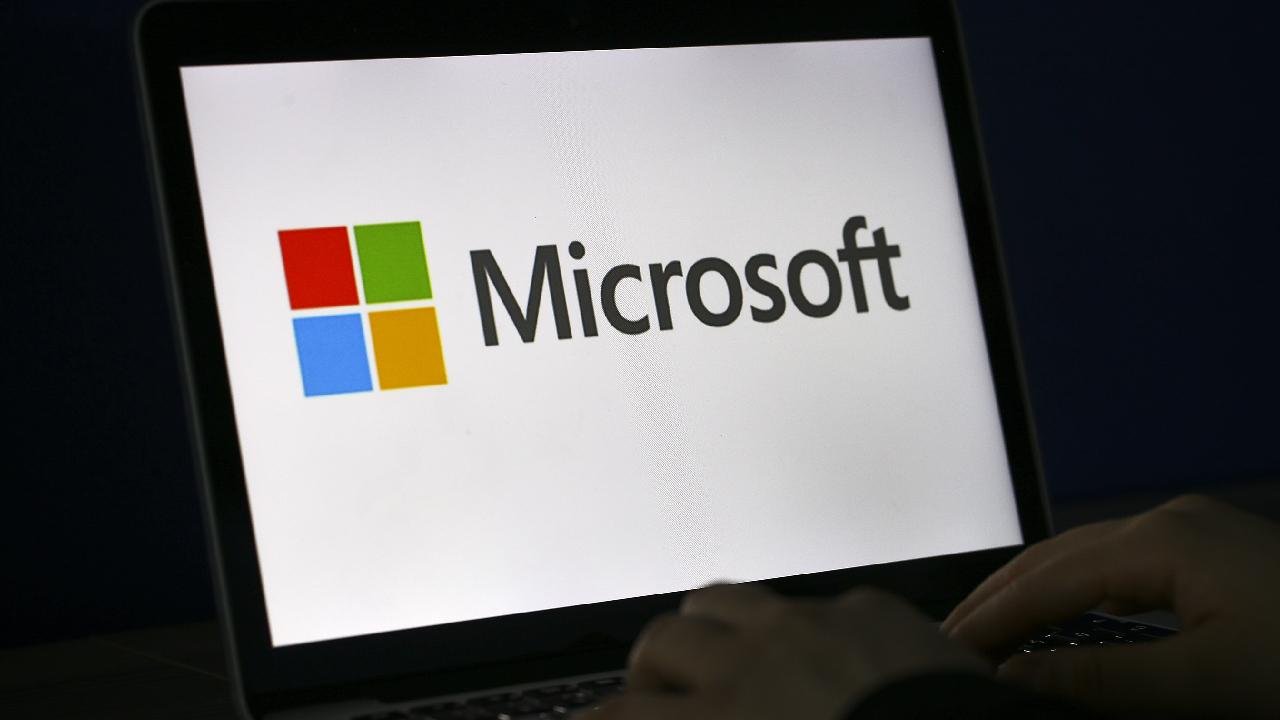 microsoft-aa-1510056.jpg