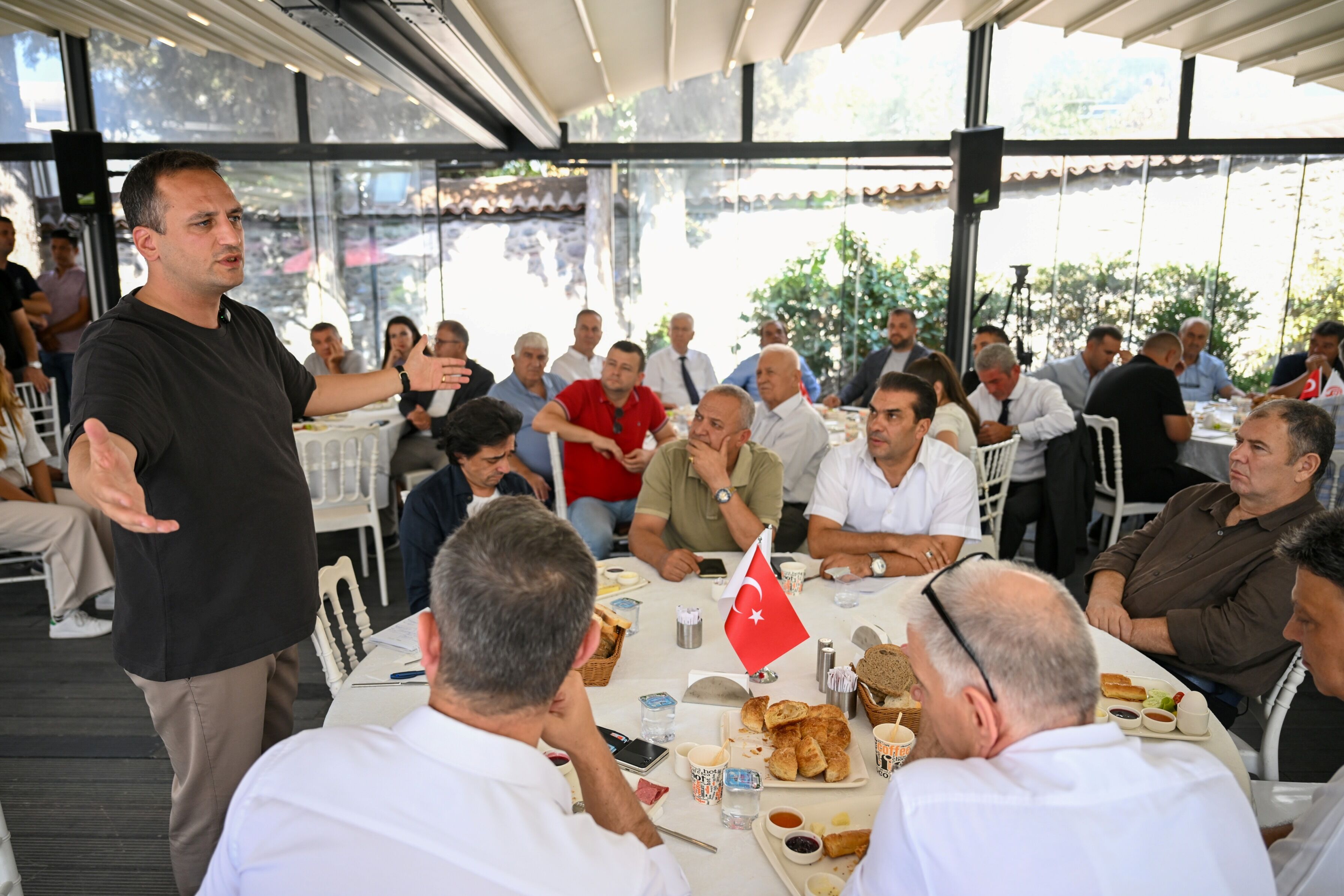 Bornova Sanayi Meclisi (1)