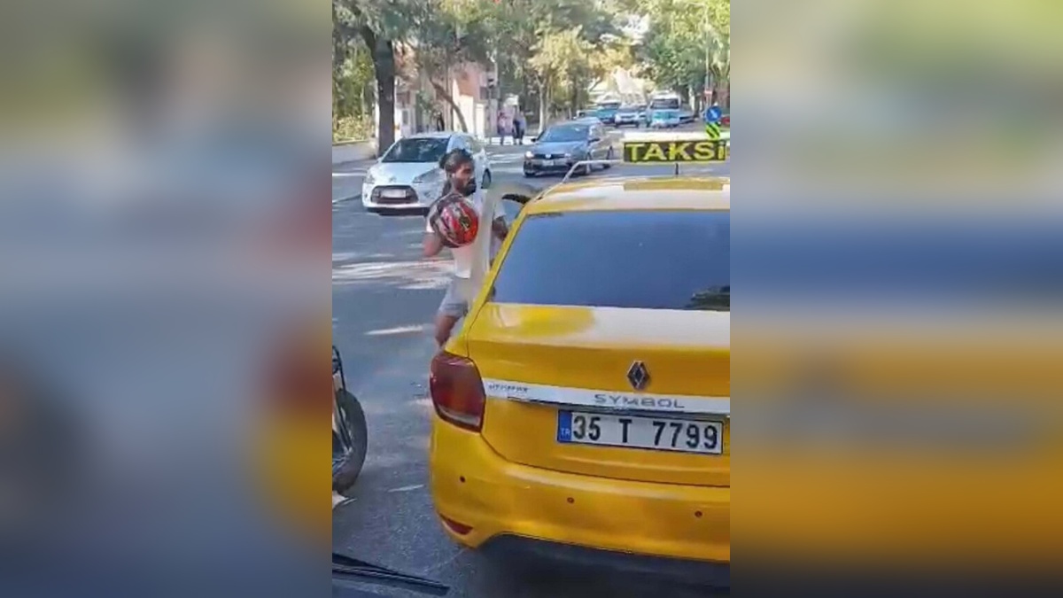 İzmir'de motosikletli kurye ile taksi şoförü arasında kavga