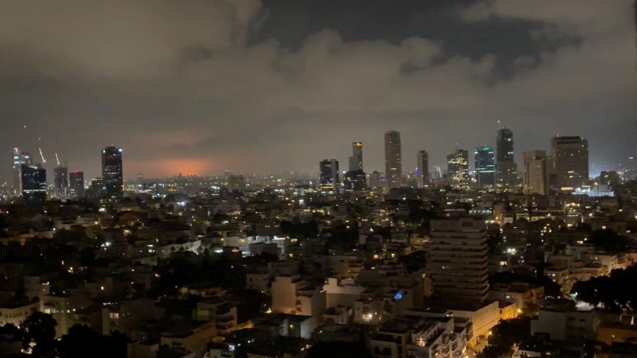 tel-aviv-reu-2371593.jpg