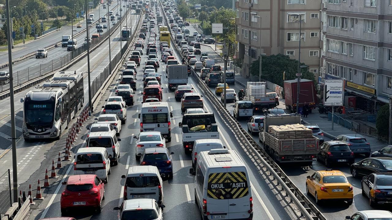 istanbul-trafik-a-2269632.jpg