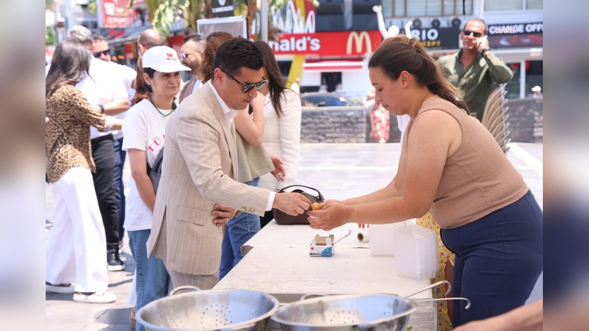 Marmaris'te Ferdi Zeyrek için lokma hayrı