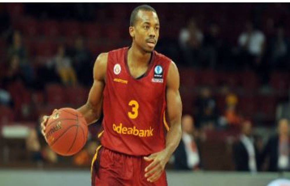 Galatasaray McCollum transferini resmen açıkladı