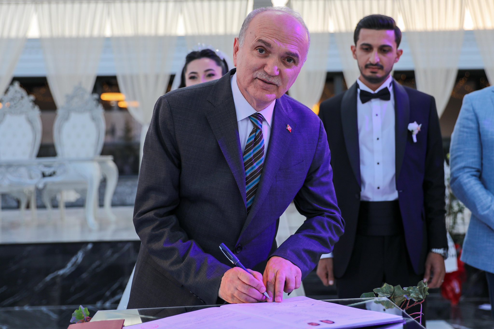 Azap Çi̇fti̇ 5