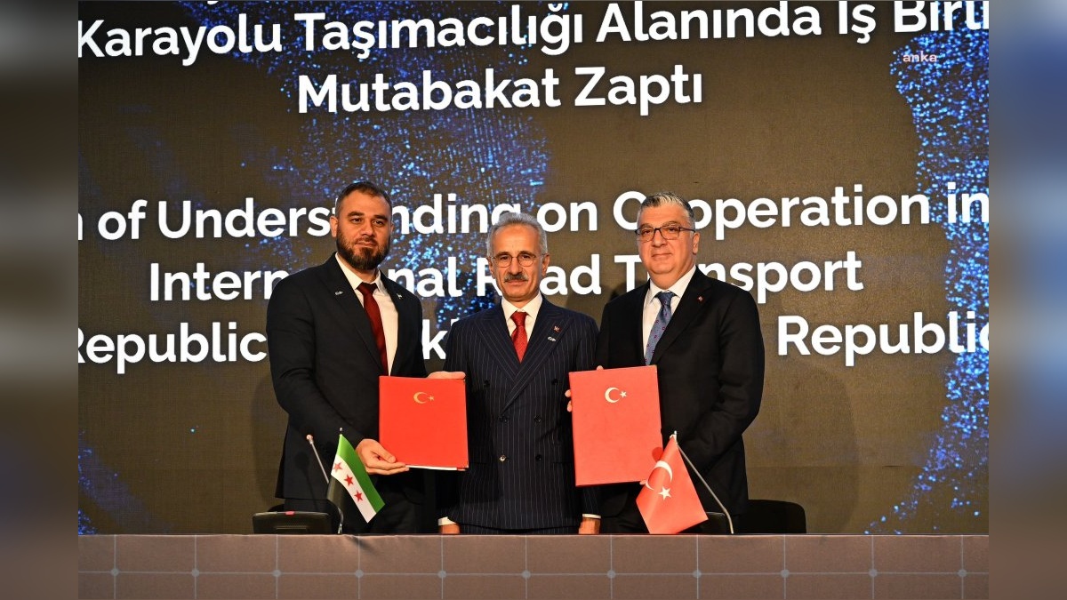 Uraloğlu: Türkiye-Suriye arasında karayolu taşımacılığı anlaşması imzalandı