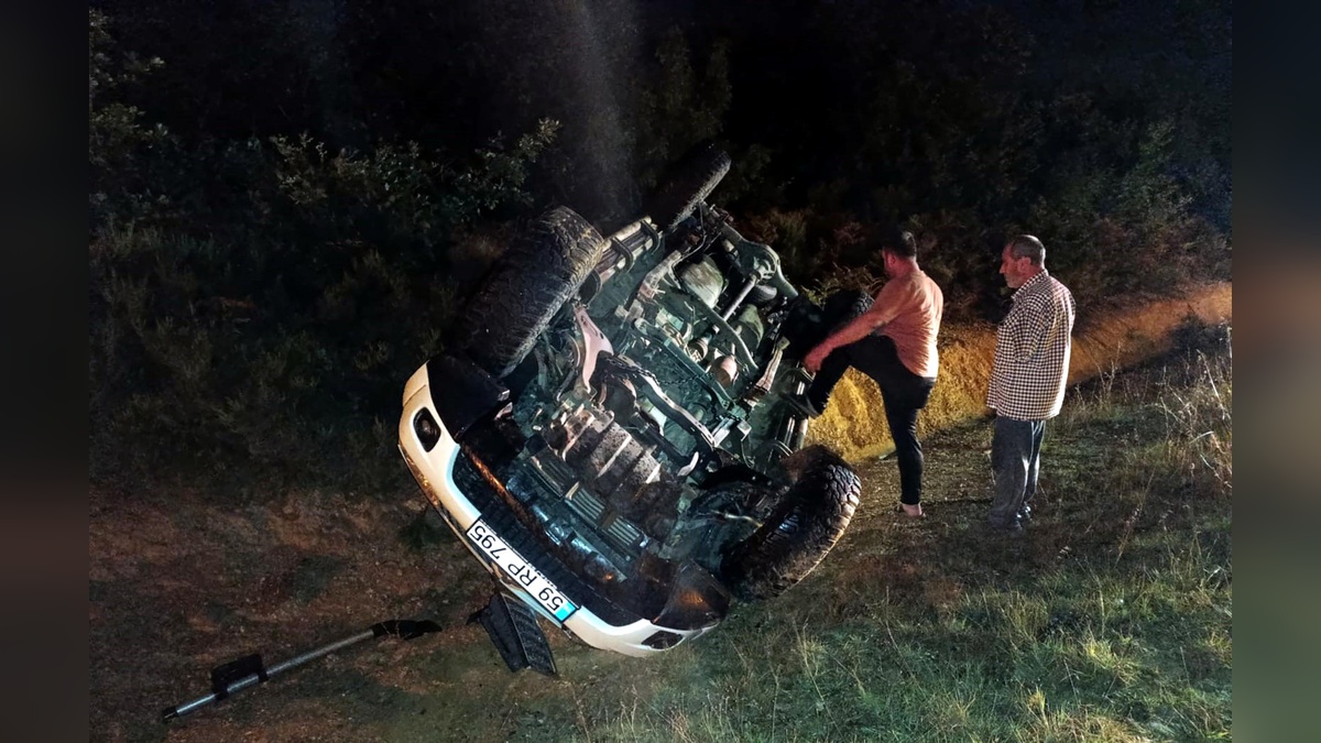 Saray'da kamyonet takla attı: 2 yaralı
