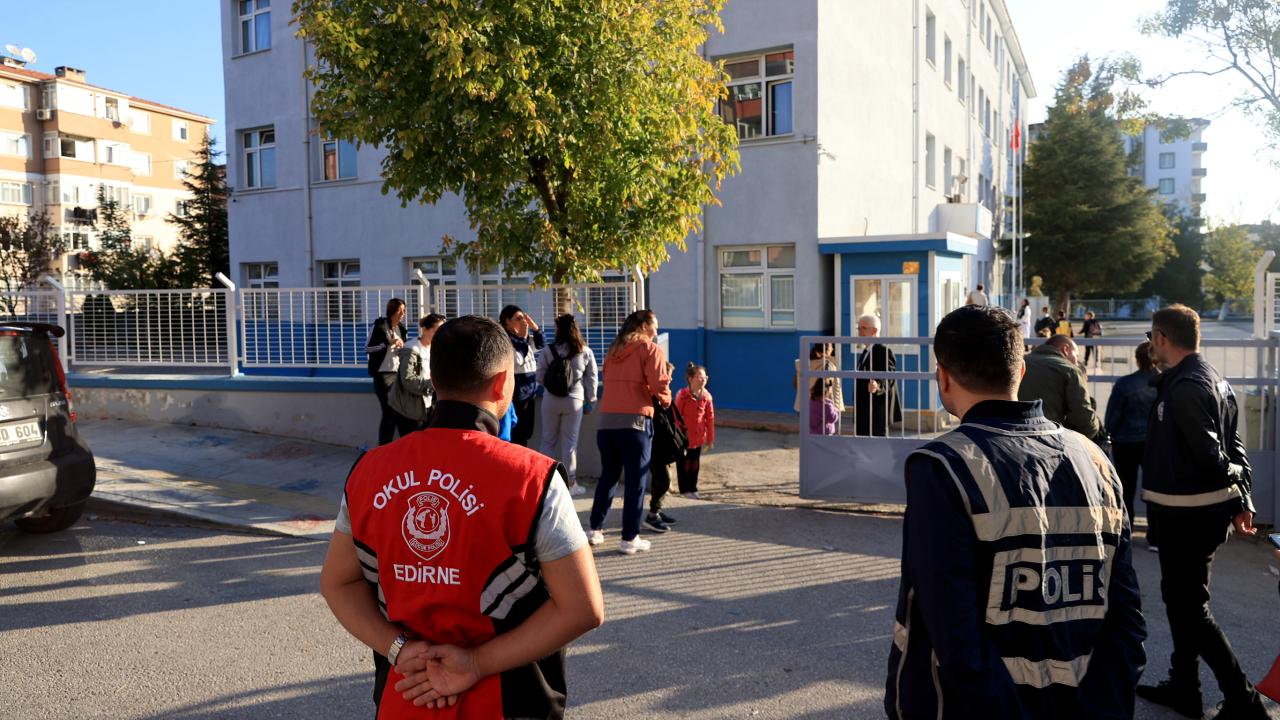 okul-polis-denetim-aa-2395180.jpg