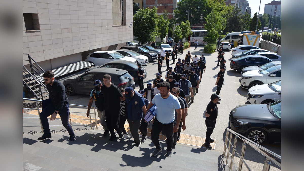 Eskişehir merkezli operasyon: 11 şüpheli gözaltında