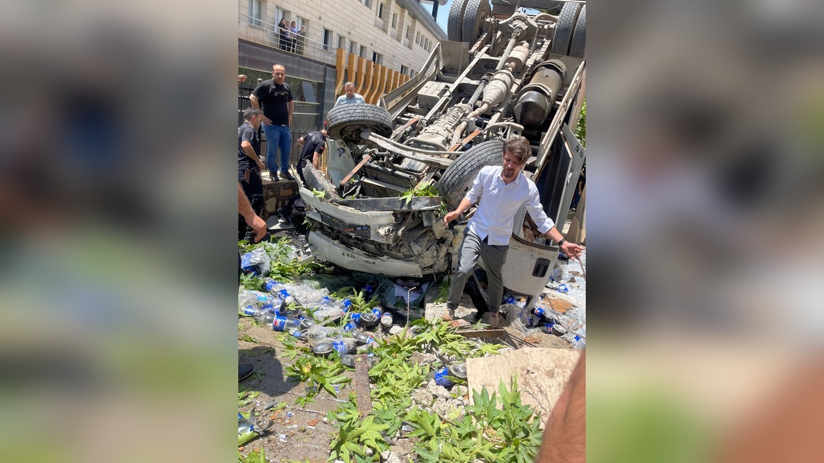 Şırnak'ta kamyonet takla attı: 4 yaralı