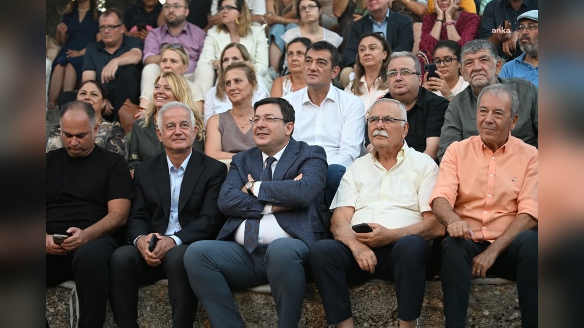 Giresun Belediye Başkanı Köse, Troya Festivali'nde