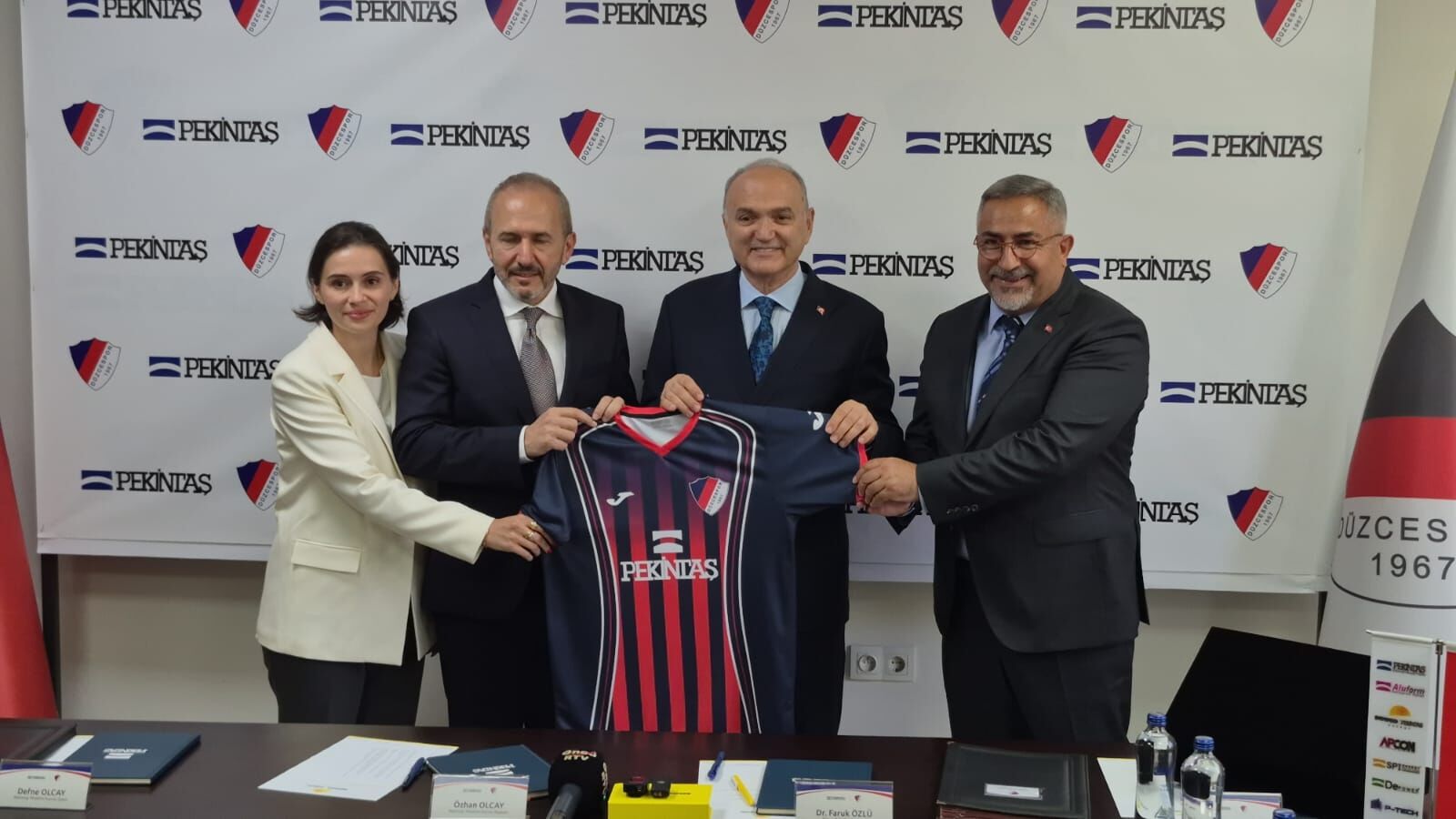 55C4E00C 3905 49Ab 8Ddf E57698Faa5F9 (1)