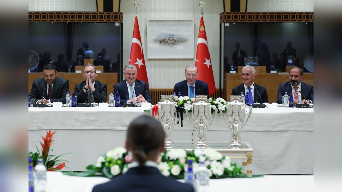 Erdoğan, Süper Lig ekiplerini kabul etti