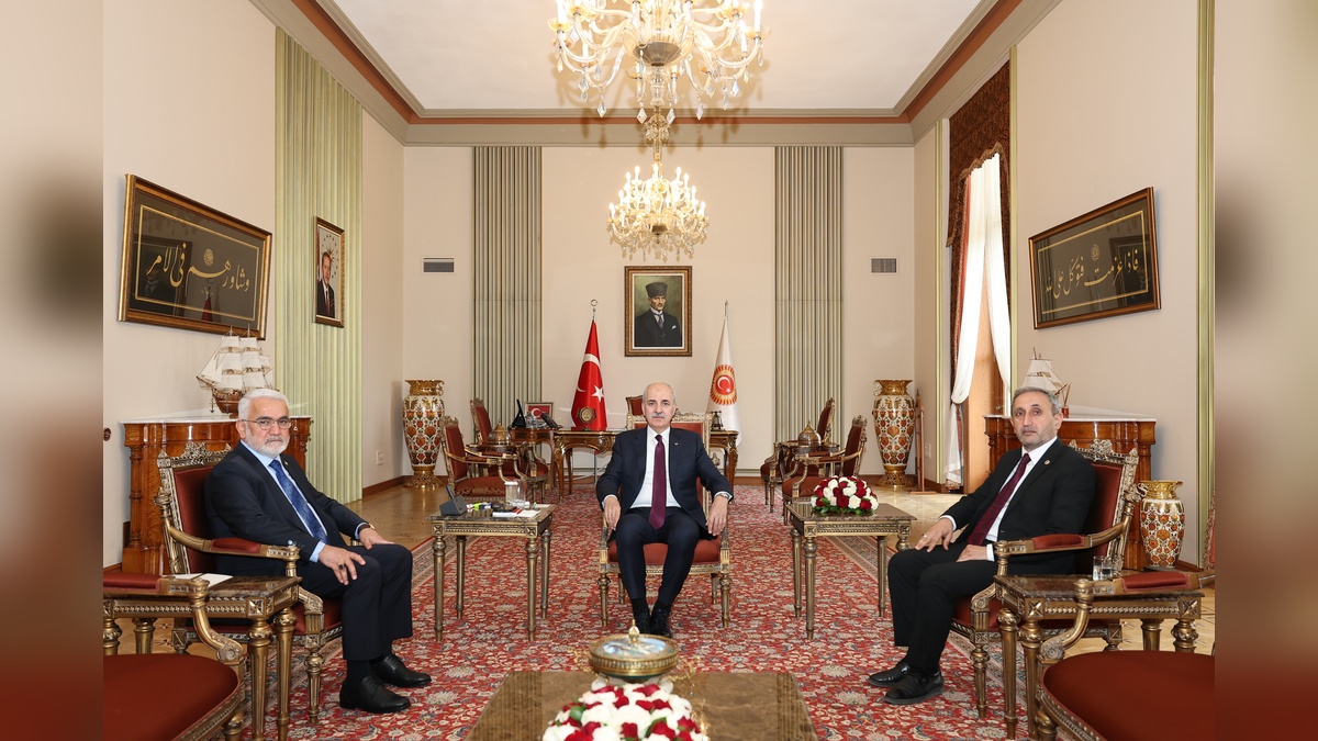 Kurtulmuş, HÜDA PAR Genel Başkanı Yapıcıoğlu'nu kabul etti