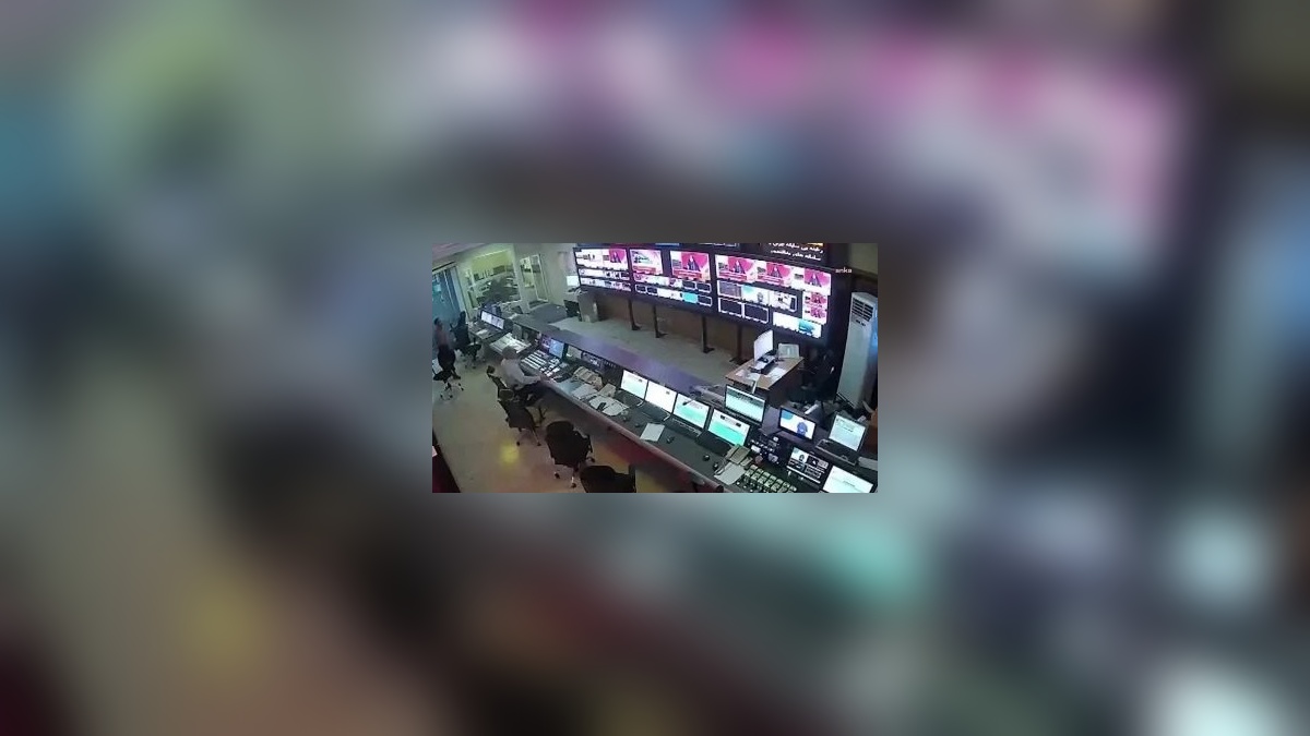 İran devlet televizyonu siber saldırıya uğradı: Protesto görüntüleri yayınlandı