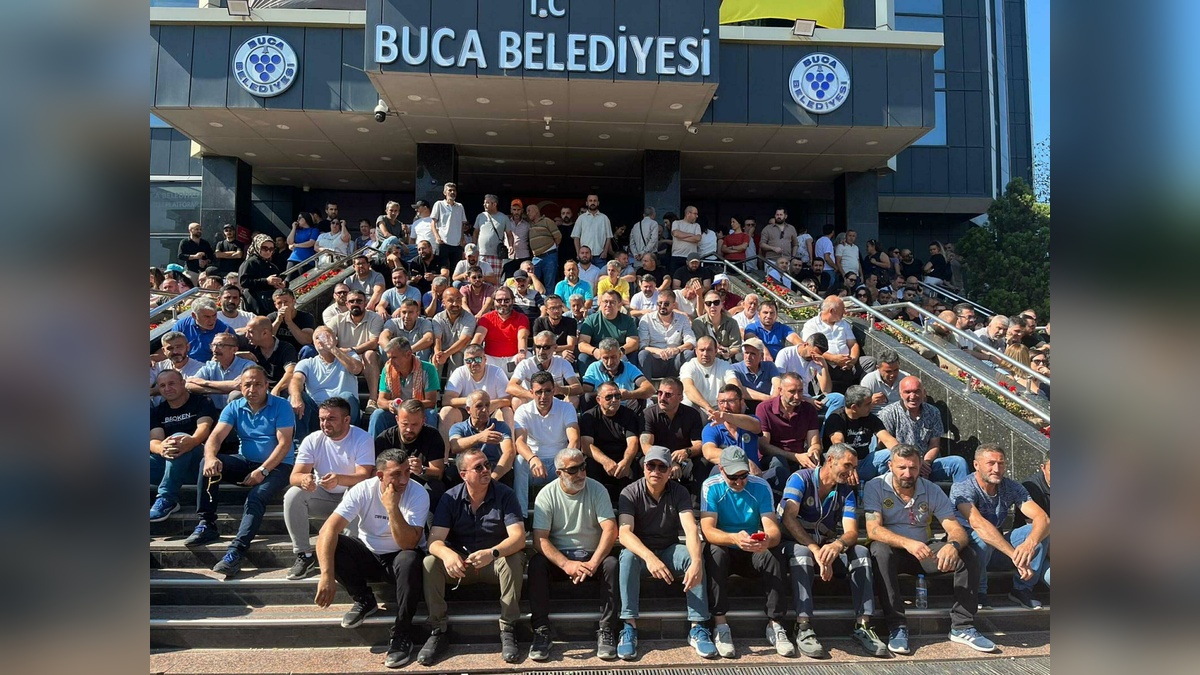 Buca Belediyesi işçileri grevde: 'Sözler tutulmadı, maaşlarımızı istiyoruz'