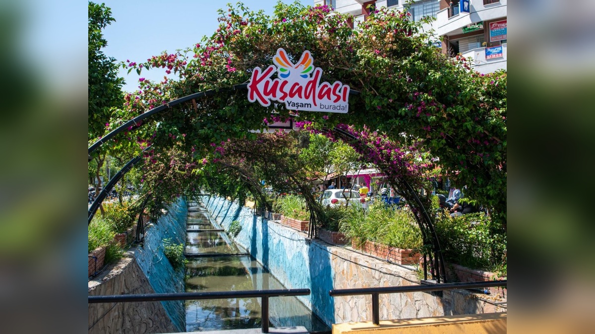 Kuşadası'nda Damlacık Deresi yenilendi: Her 15 dakikada portakal, limon ve yasemin kokuyor