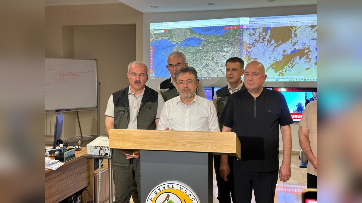 Yumaklı'dan Çanakkale yangınları açıklaması: 131 kişi tahliye edildi