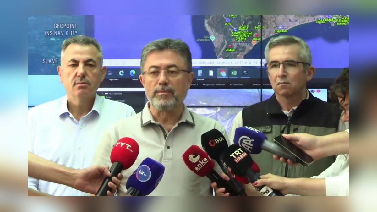 Yumaklı'dan yangınlar hakkında son dakika açıklaması: 6 ilde yangın sürüyor