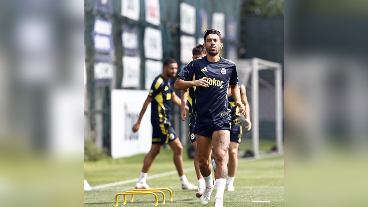 Fenerbahçe, Feyenoord maçı hazırlıklarını sürdürüyor