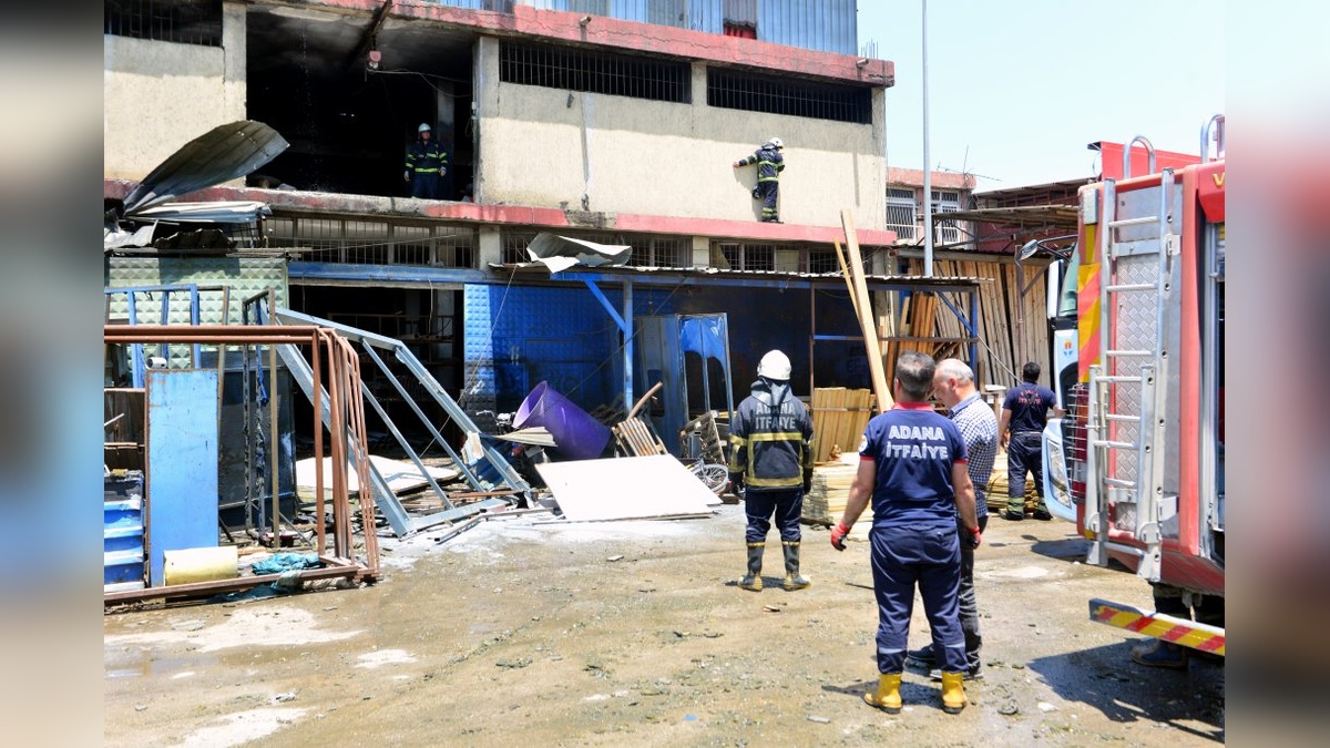 Adana'da çocuk oyun parkı atölyesinde patlama: 3 yaralı
