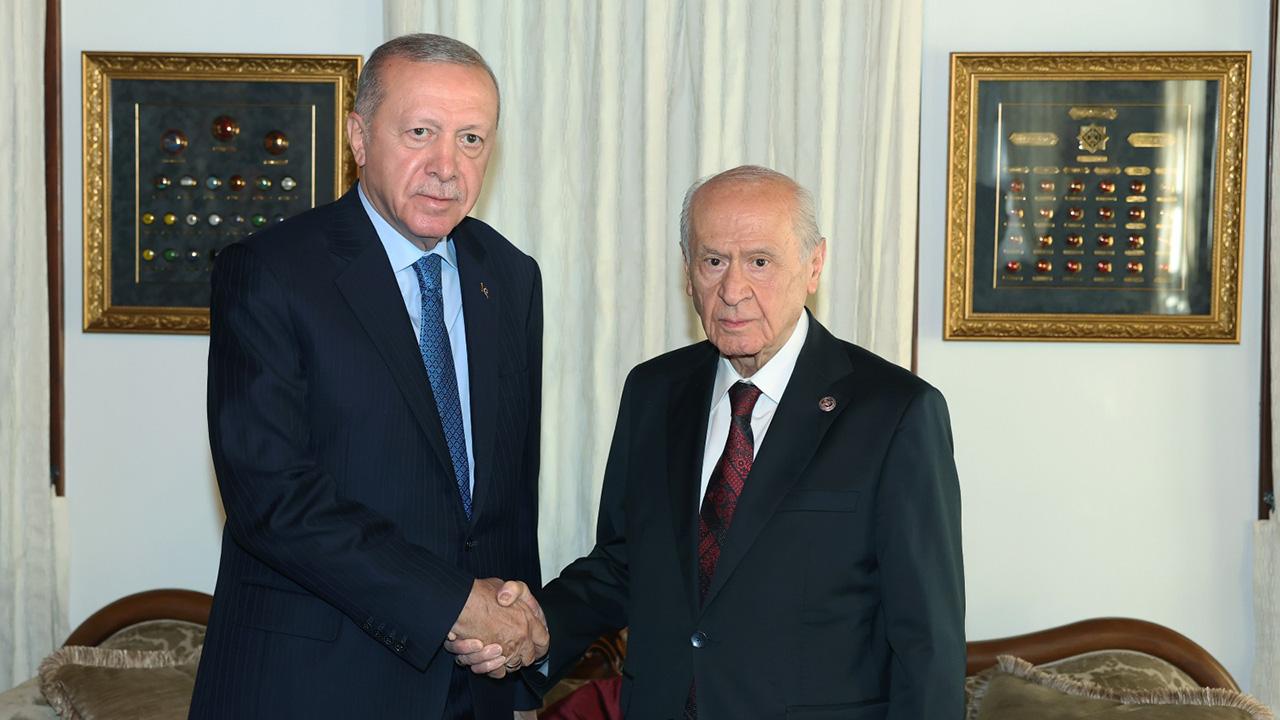 erdogan-bahceli-2394694.jpg