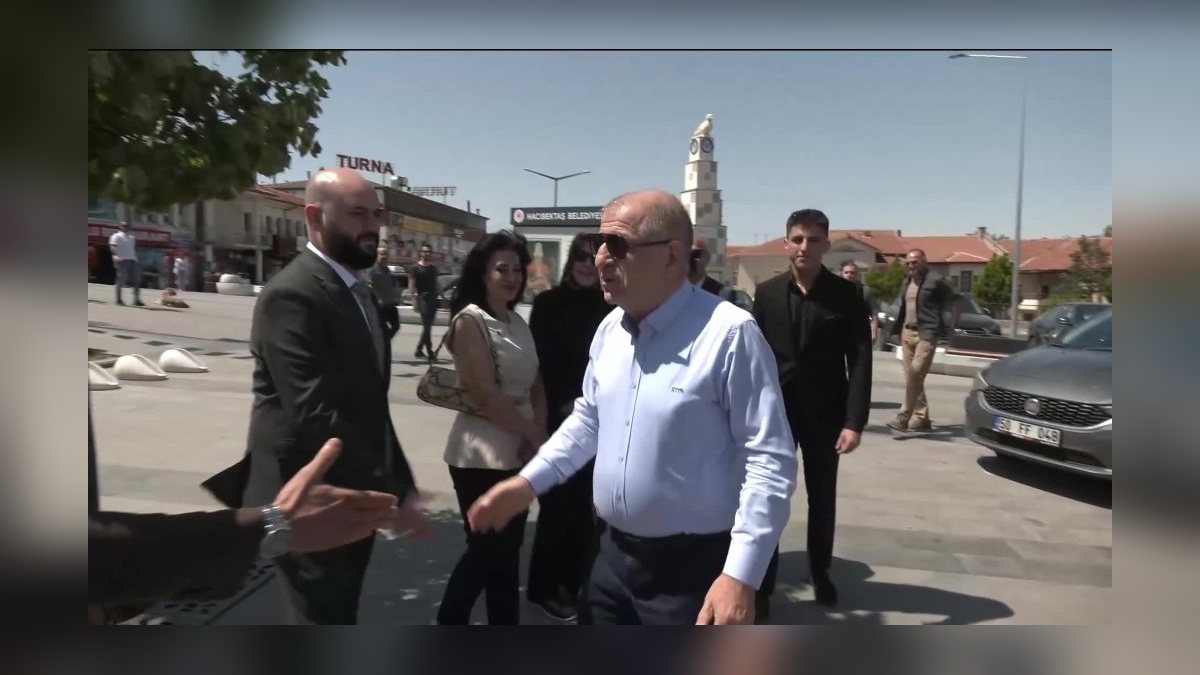 Özdağ: PKK silah bırakmadı, silahlarını PYD ve PJAK'a devretti