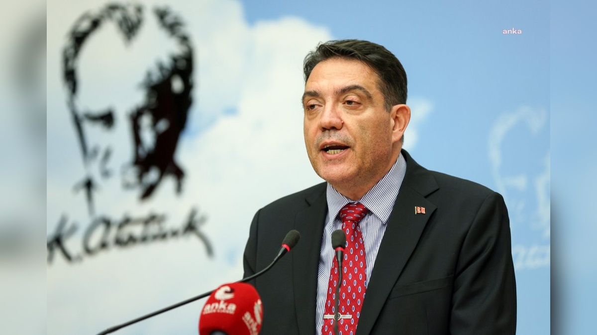 Bağcıoğlu: TSK'nin yeniden yapılandırılması şart