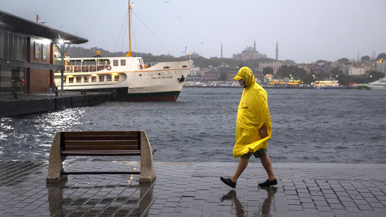 istanbul-saganak-1477327.jpg